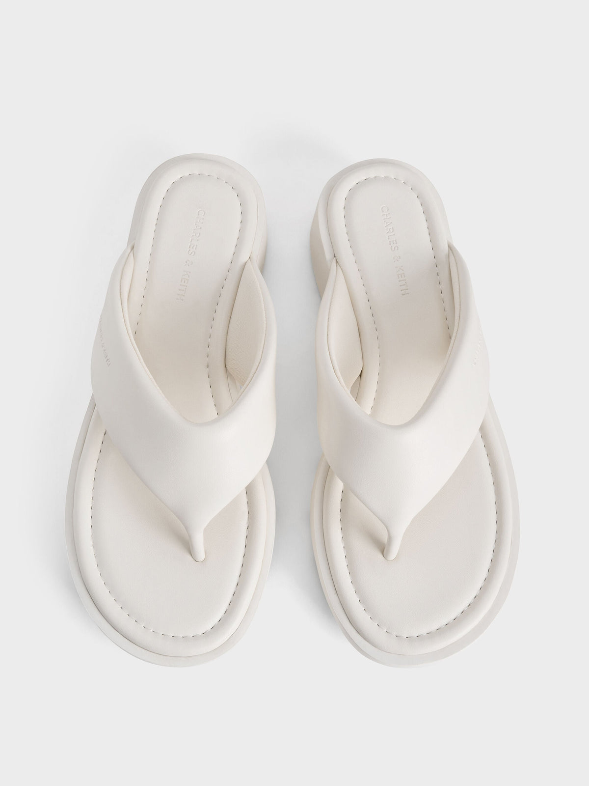 V-Strap Flatform Thong Sandals - White | CHARLES & KEITH