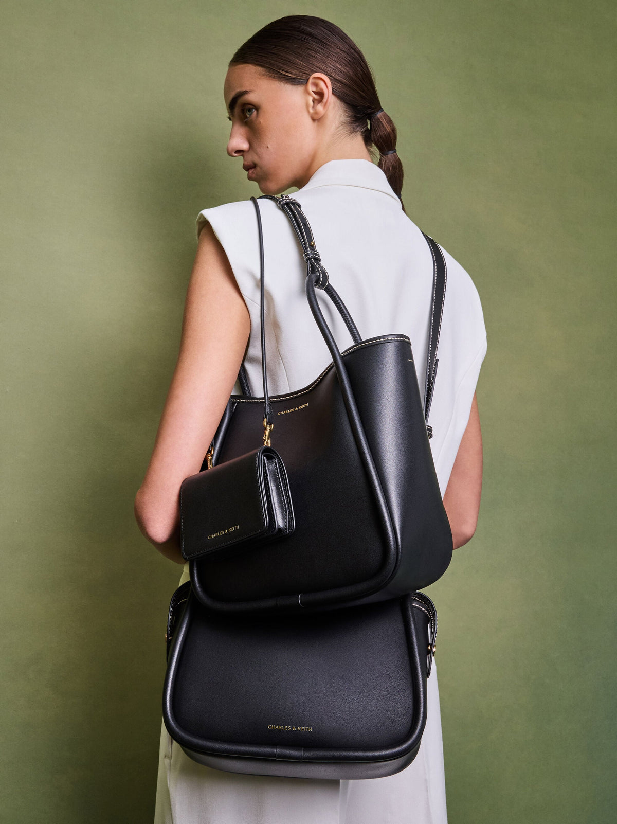 Mini Lyla Tubular Tote Bag - Black | CHARLES & KEITH
