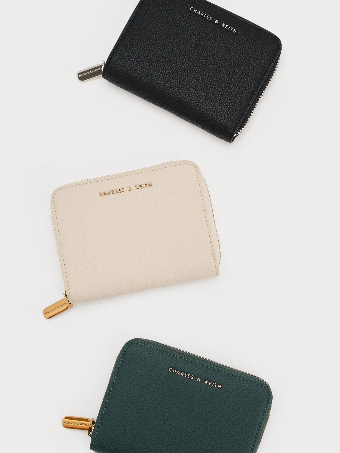 Basic Square Wallet - Ivory | CHARLES & KEITH